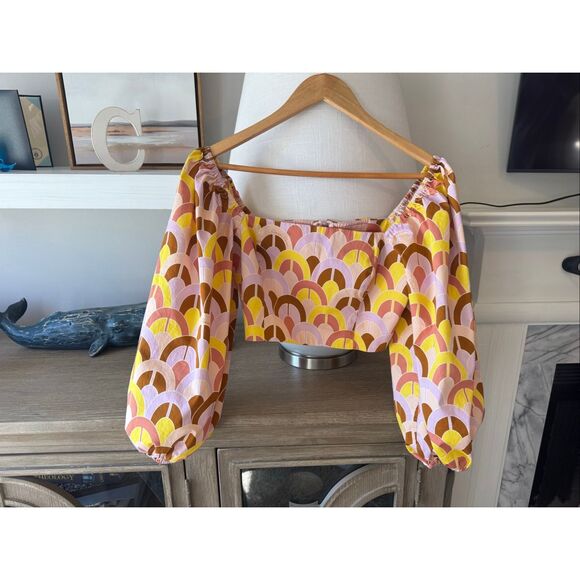 Cara Cara Pink Geometric Print Crop Top Size Small - Picture 1 of 10